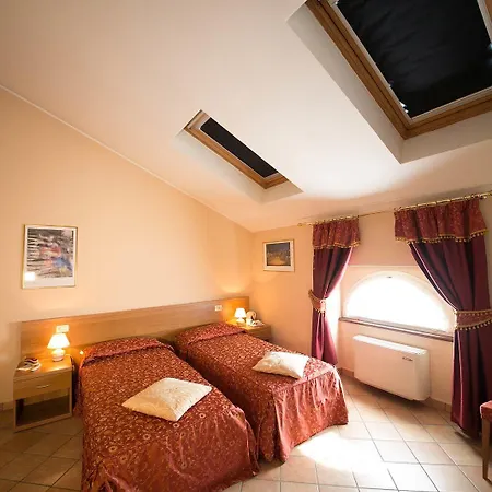 Ca' Rossa 3* San Giovanni in Croce