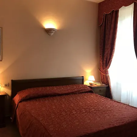 Ca' Rossa Hotel San Giovanni in Croce
