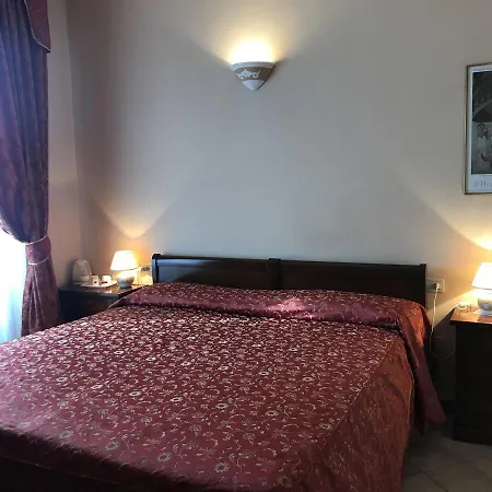 Ca' Rossa Hotel