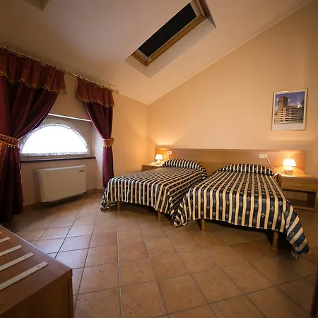 Ca' Rossa Hotel San Giovanni in Croce